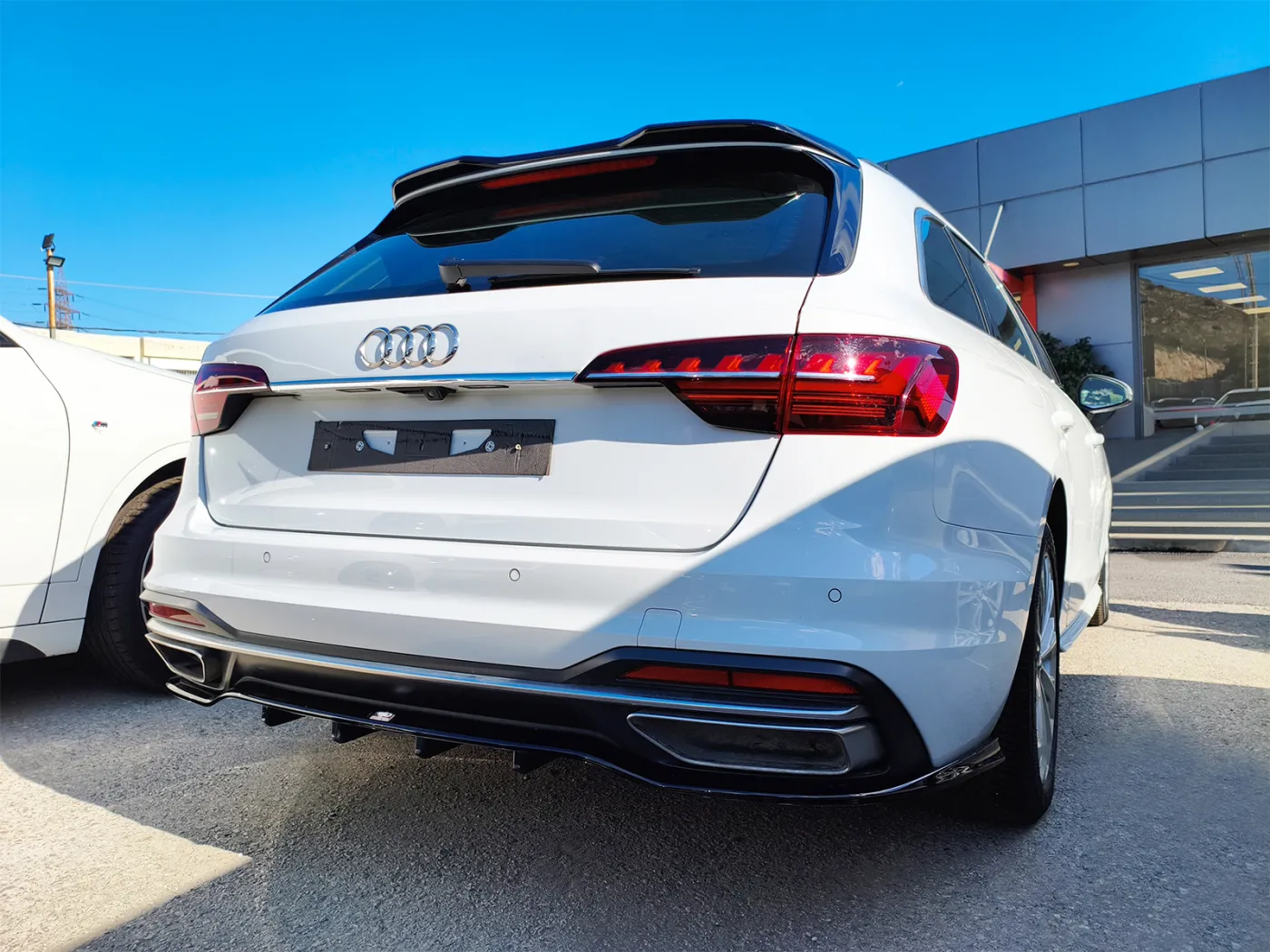 Audi A4 B9 Facelift Avant - Achterbumper diffuser