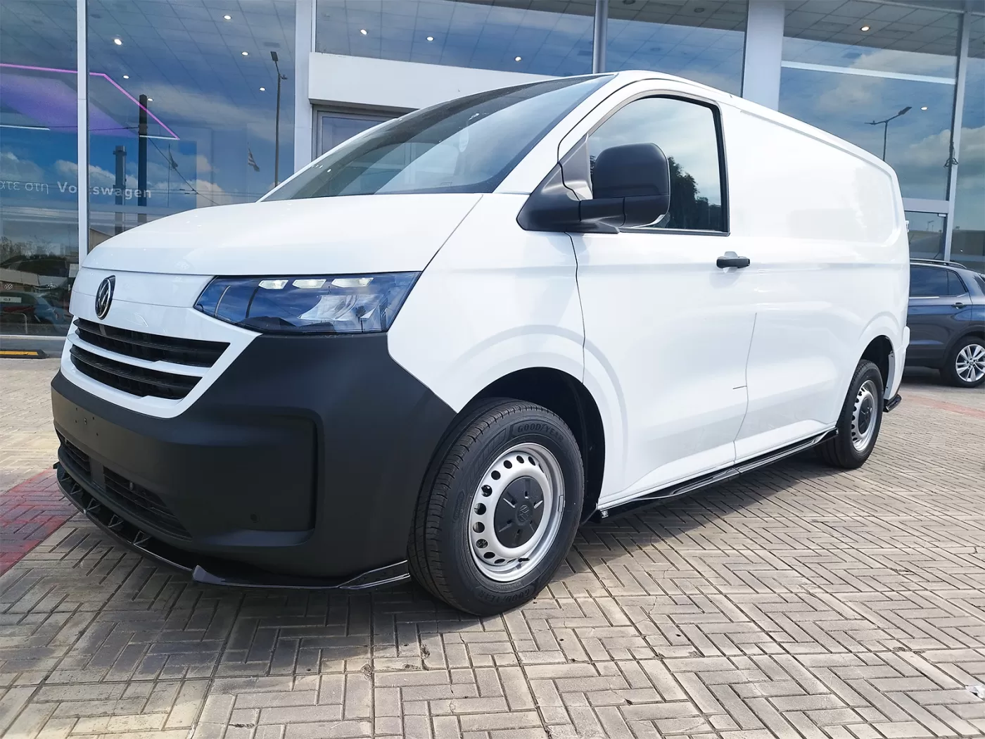 VW T7 SWB - Sideskirts Extensions V2