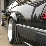 Mercedes E-Klasse W124 – Achterscherm/ spatbord verbreders