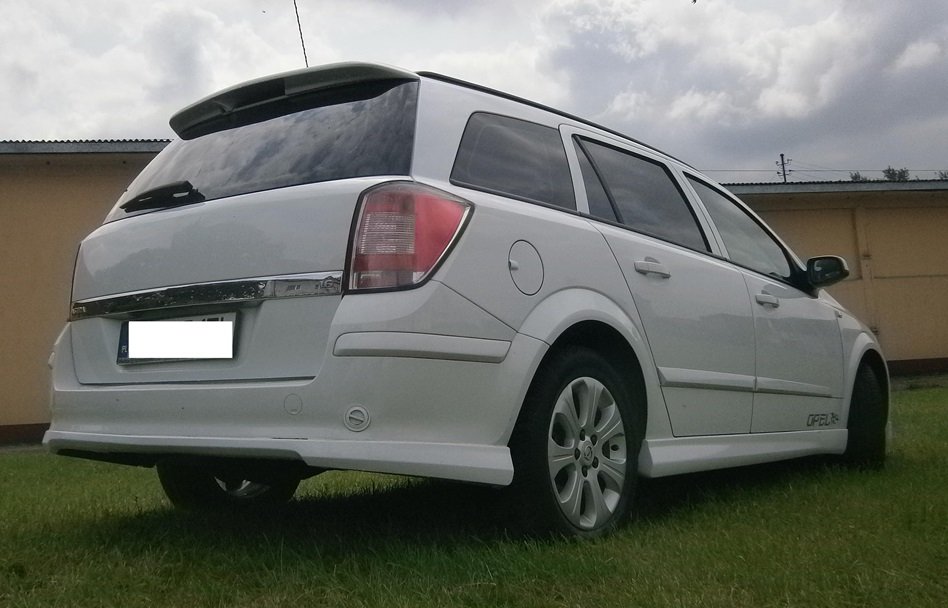 Opel Astra H SW - Dakspoiler
